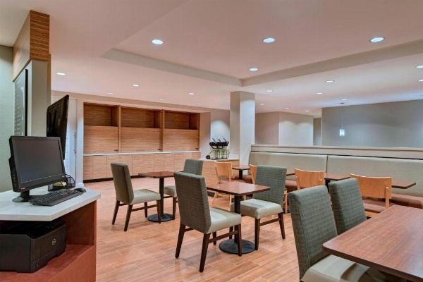 TownePlace Suites by Marriott Lakeland image 20