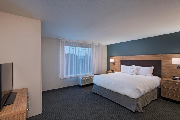 TownePlace Suites by Marriott Lakeland image 5