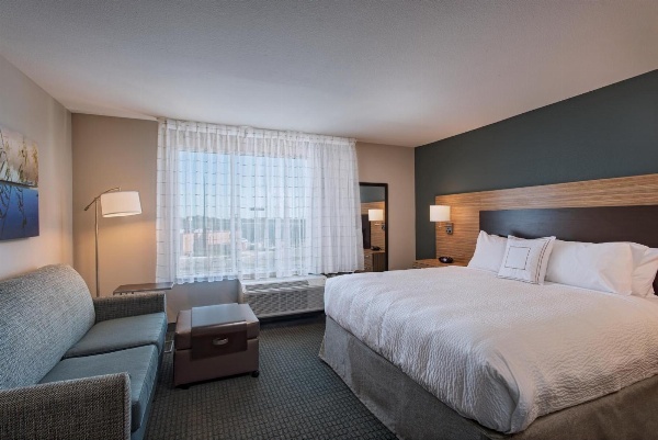 TownePlace Suites by Marriott Lakeland image 7